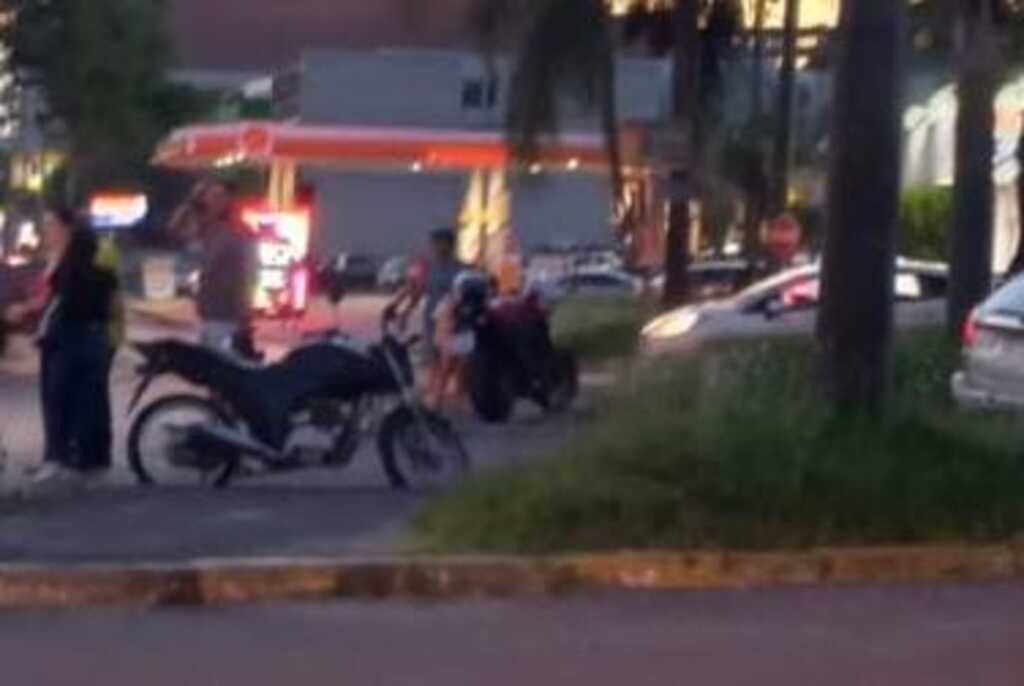 Motociclista fica ferido após colisão com carro em avenida de Santa Maria