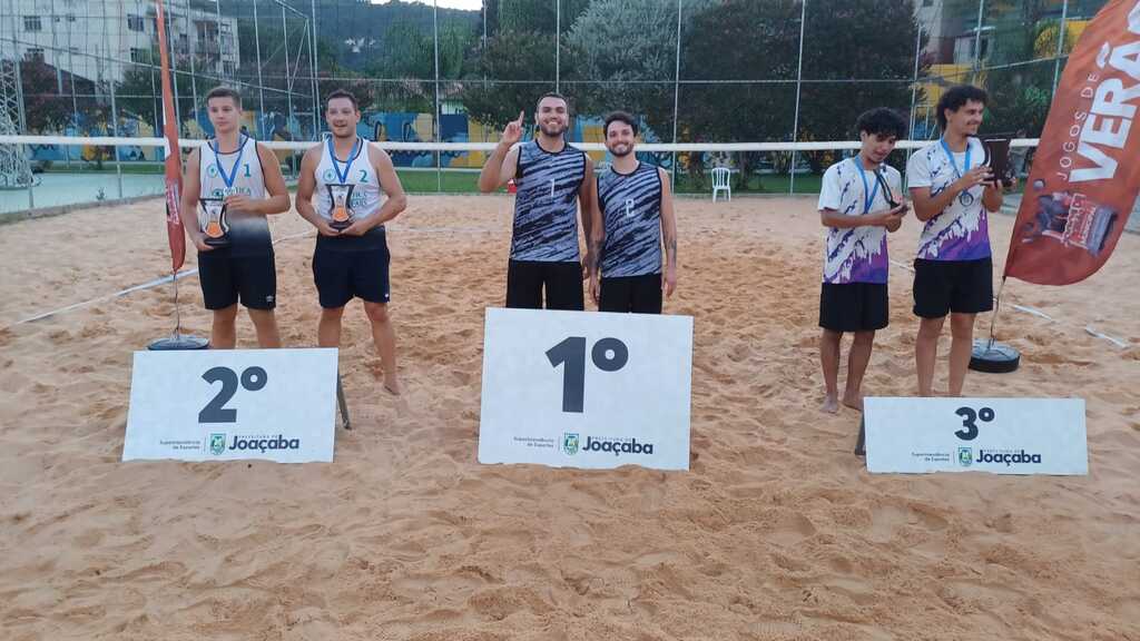 Otacilienses vencem torneio de vôlei na cidade de Joaçaba