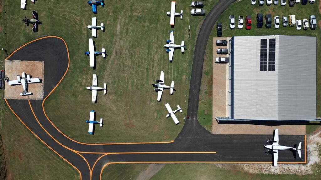 título imagem Cruz Alta inaugura asfaltamento da pista de pouso e decolagem do Aeródromo