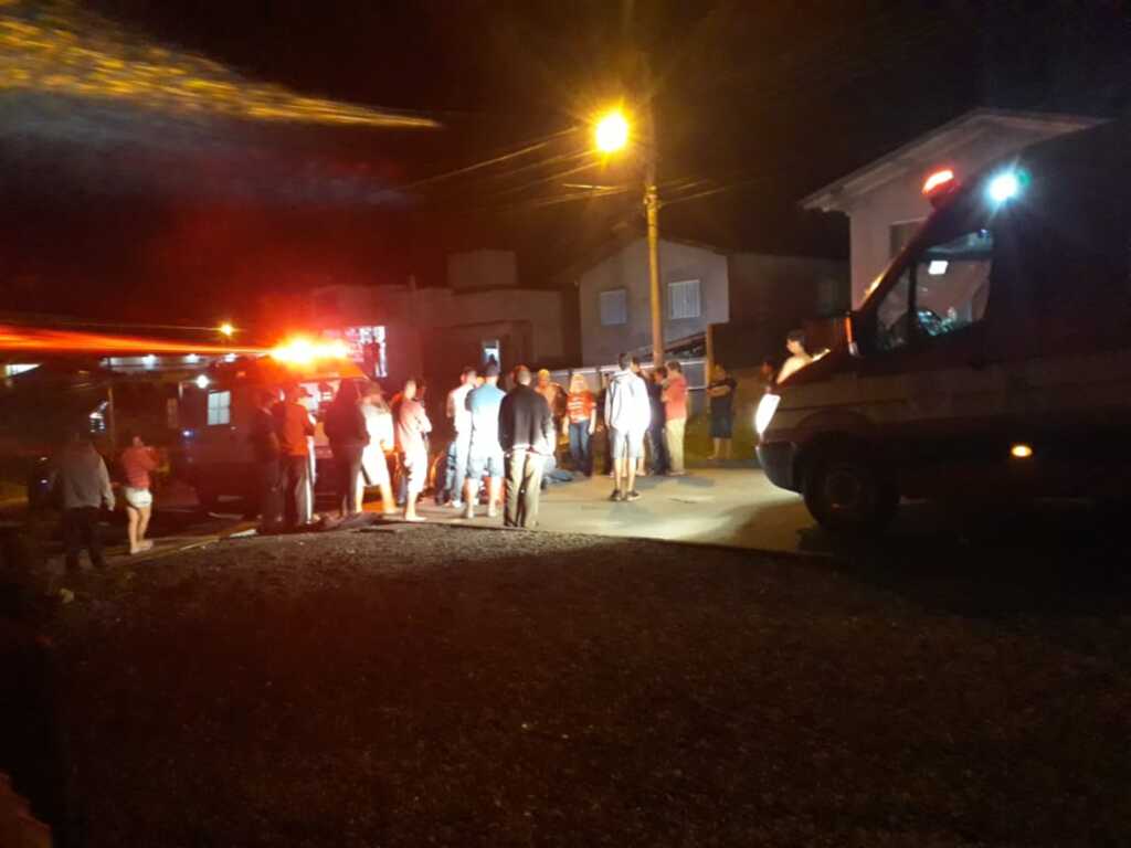 Homem acusado de esfaquear a esposa é gravemente ferido no bairro Fátima