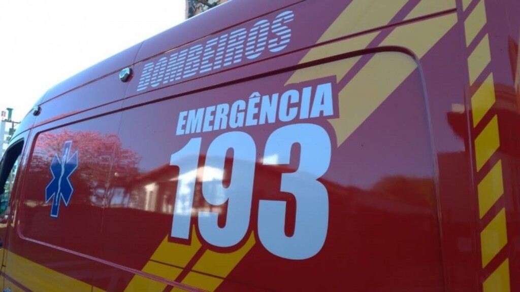 ACIDENTE ENTRE VEÍCULO E BICICLETA É REGISTRADO  EM VILA RIBEIRO PASSO DE TORRES