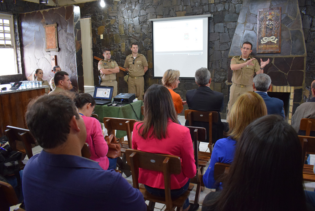 Polícia Militar implanta Rede Catarina de proteção à mulher em Otacílio Costa