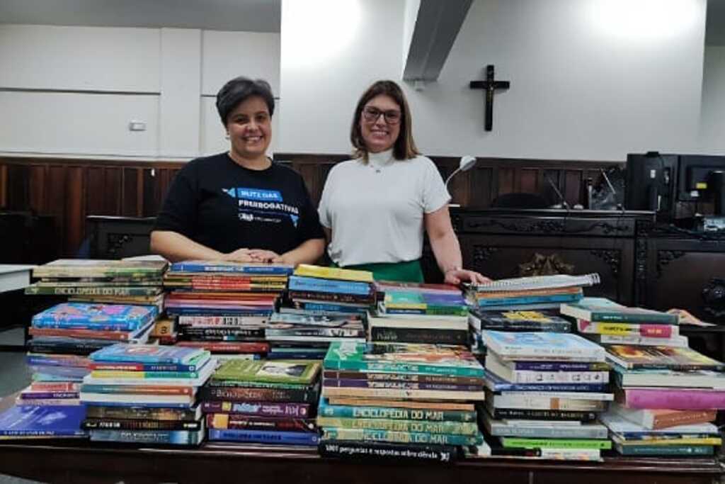  Comarca de Lages arrecada mais de 260 livros para auxiliar na ressocialização de jovens