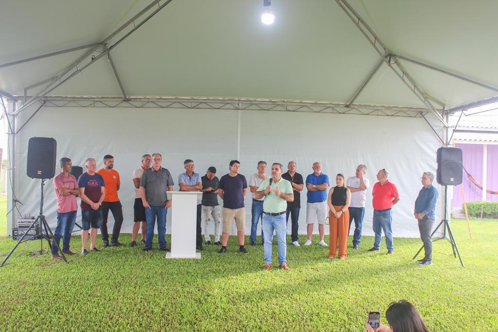 INAUGURADA A PAVIMENTAÇÃO ENTRE VILA SÃO CRISTÓVÃO E BELA VISTA EM SANTA ROSA DO SUL