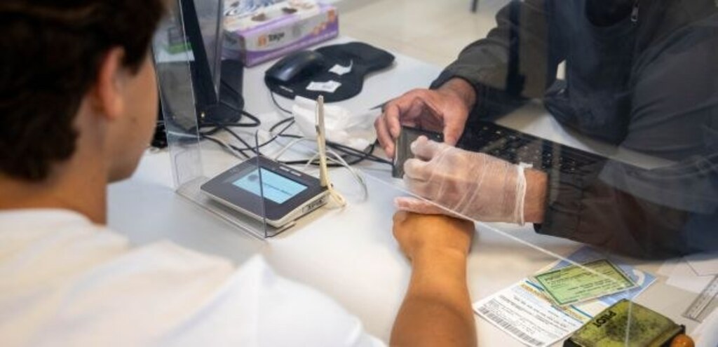 APÓS SEQUÊNCIA DE QUEDA, ELEITORADO JOVEM VOLTA A CRESCER EM SANTA CATARINA EM ELEIÇÕES MUNICIPAIS