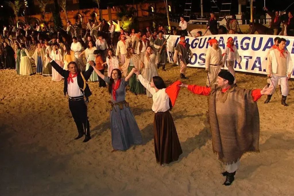 Tomada de Laguna se consolida como maior evento do gênero da América do Sul