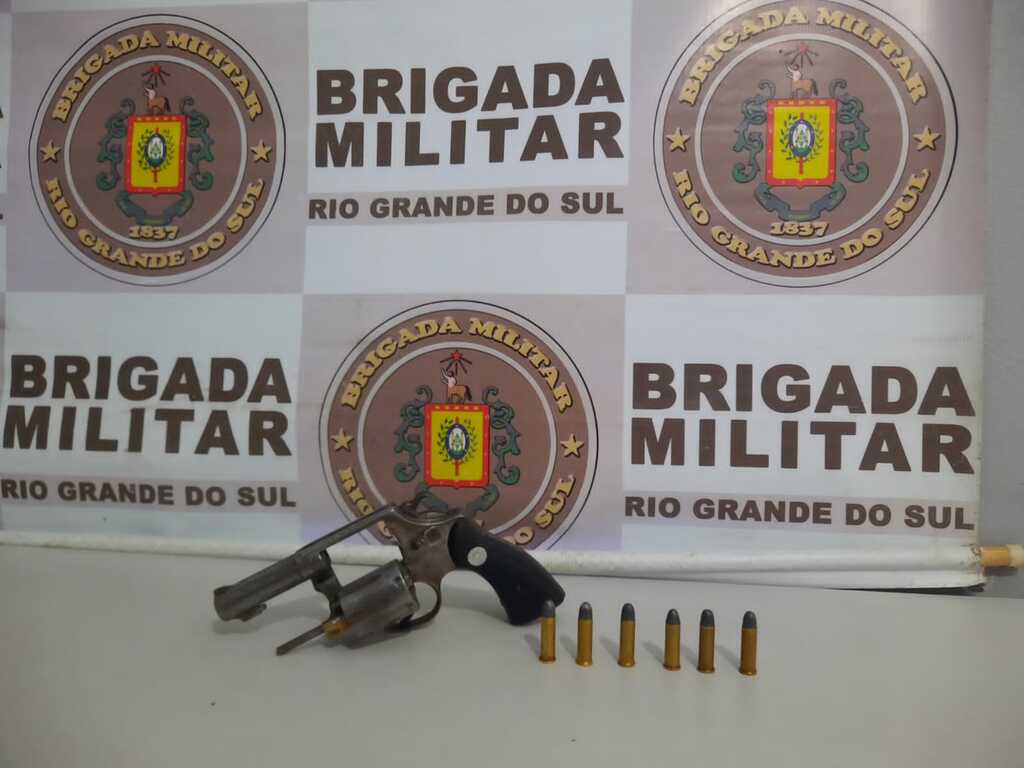 Divulgação - Moradora onde a arma foi localizada que informou à BM