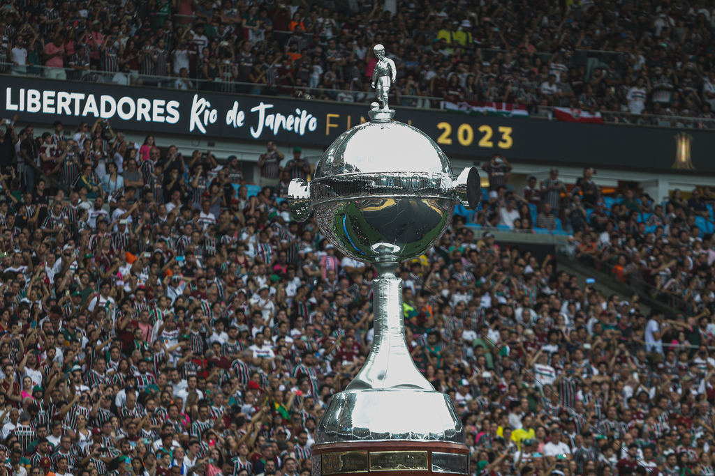 Conmebol realiza sorteio da fase de grupos da Libertadores e da Sul-Americana nesta segunda-feira