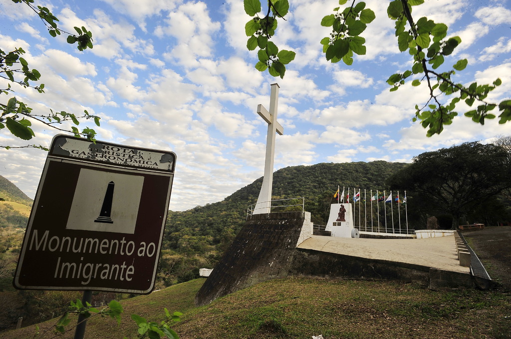 Foto: Gabriel Haesbaert (arquivo Diário) - Monumento do Imigrante, em Silveira Martins, inaugurado, em 1977. No local, os primeiros imigrantes do município acamparam, em 1877