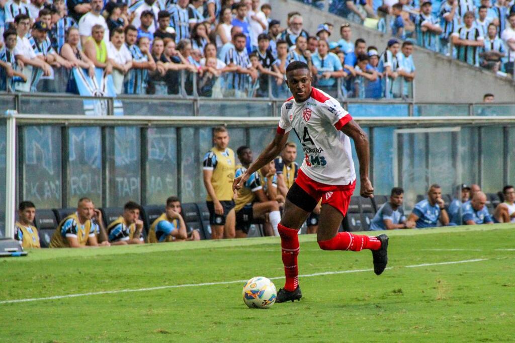 Foto: Lucas Dornelles - ECSL - No Estadual deste ano, jogador entrou no segundo tempo no empate em 1 a 1 do Rubro contra o Grêmio
