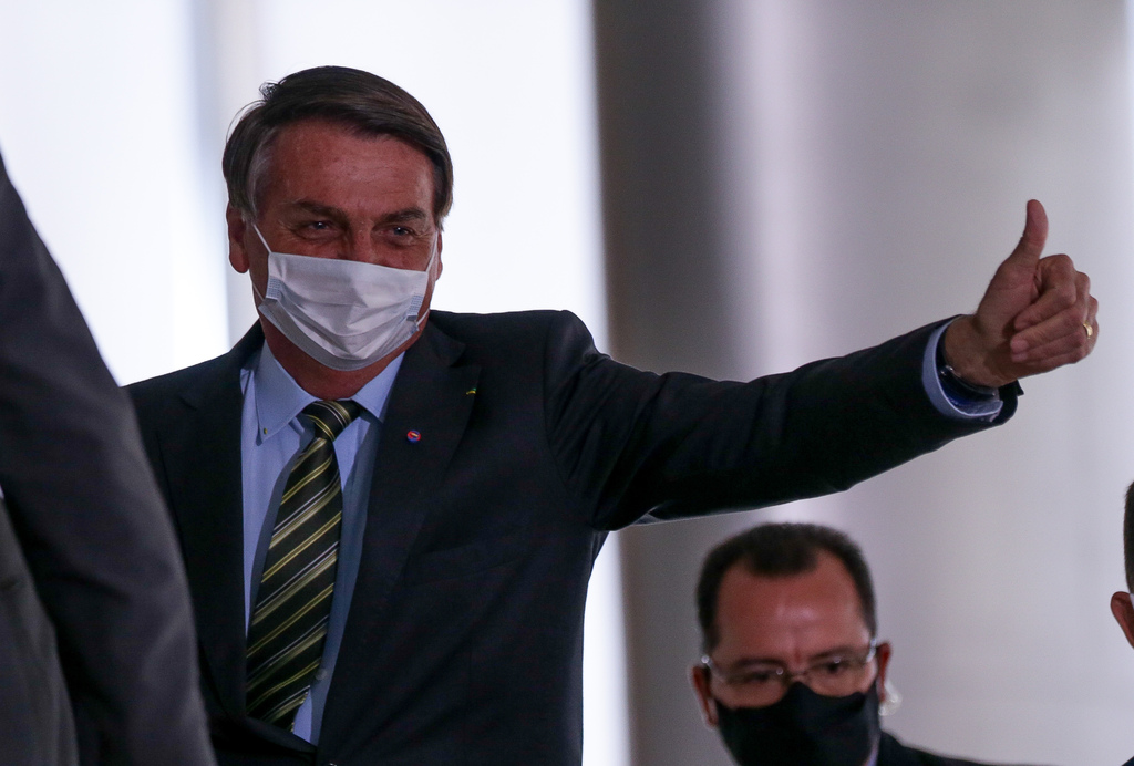 Bolsonaro é indiciado por fraude em cartão de vacinação de Covid-19
