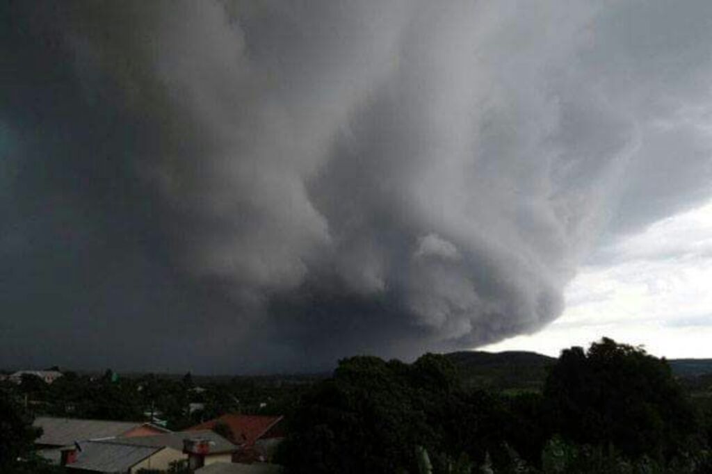 Temporal volta a causar transtornos em Santa Catarina