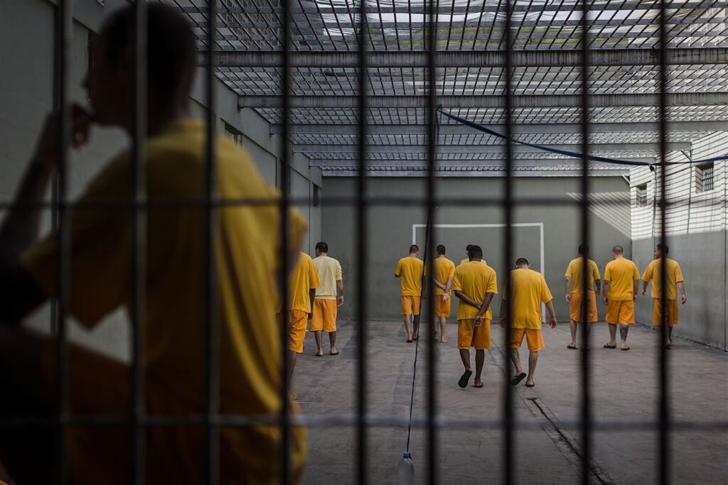 Câmara aprova fim da saidinha de presos; projeto vai à sanção