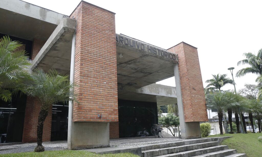 Mesa redonda no Arquivo Histórico de Joinville aborda história e patrimônio da Colônia Dona Francisca