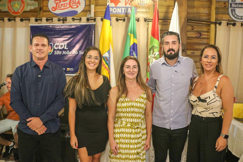 MURILO LOPES BORGES É EMPOSSADO COMO NOVO PRESIDENTE DA CÂMARA DE DIRIGENTES LOJISTAS