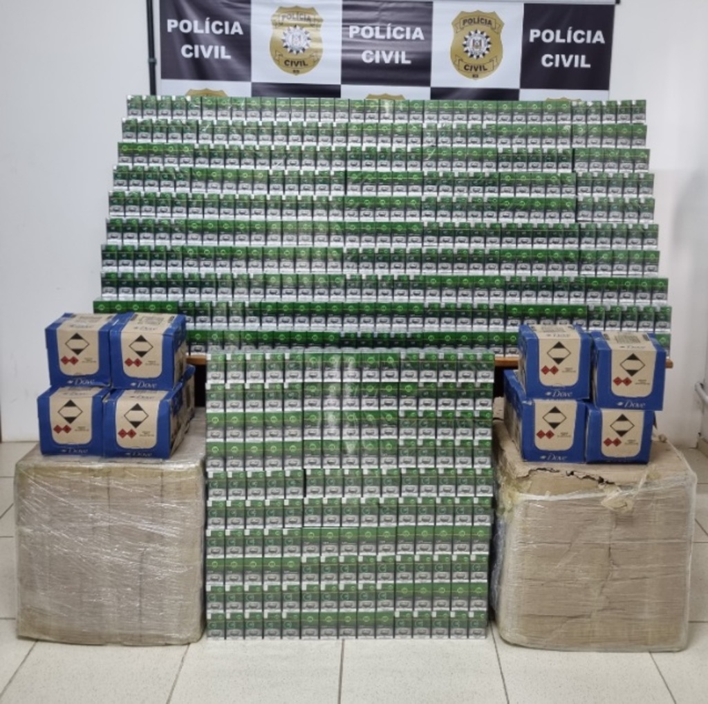 Polícia apreende 6 mil maços de cigarros do Paraguai