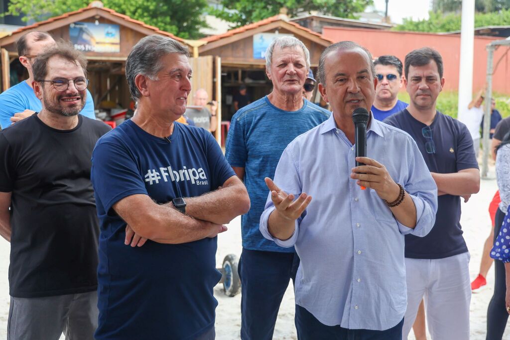 Governo do Estado e prefeitura de Florianópolis inauguram alargamento da faixa de areia da praia de Jurerê