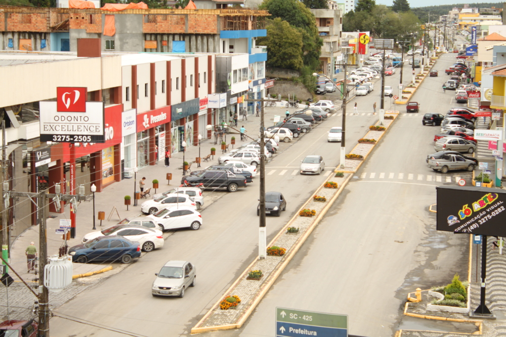 Quase 30% dos veículos de Otacílio Costa estão irregulares