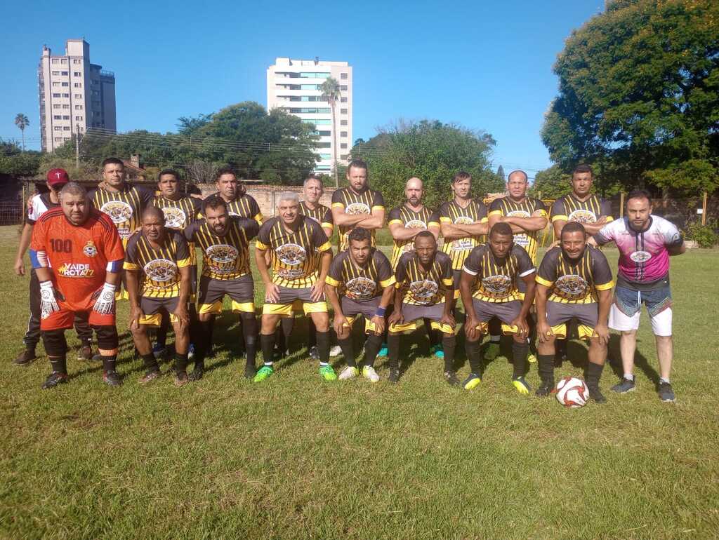 Jairo Souza - JC - Só os de Fé vence o time do Guarani