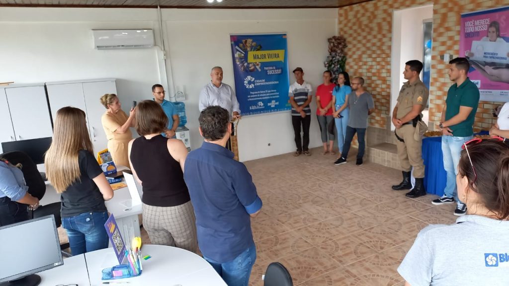 Major Vieira inaugura Sala do Empreendedor