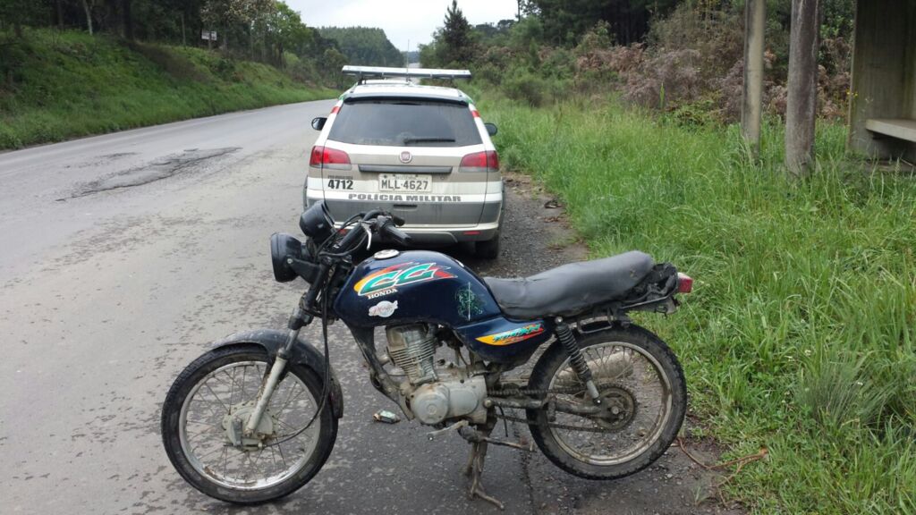 PM encontra moto abandonada na SC-114