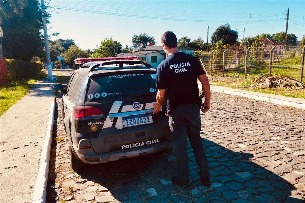 Foto: Polícia Civil - Homem de 56 anos foi preso na manhã desta quarta-feira (27), no Bairro Centro Baixo, em Júlio de Castilhos