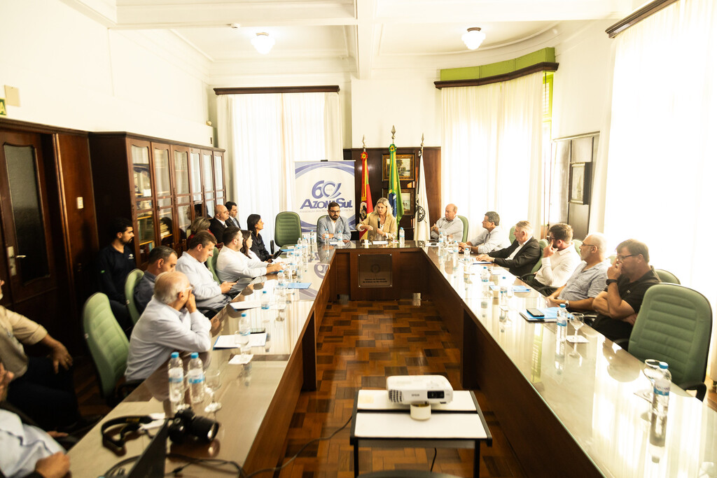 Criação de Agência de Desenvolvimento Regional é pauta no encontro de prefeitos da Azonasul
