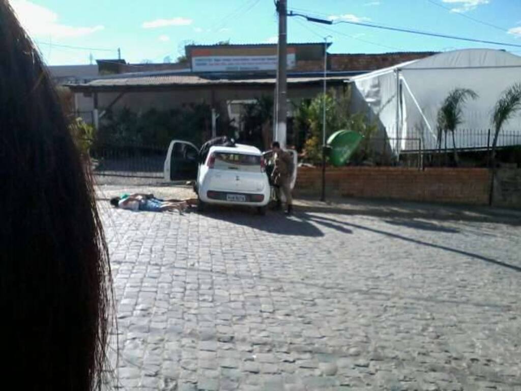 Polícia Militar prende dois homens em Otacílio Costa