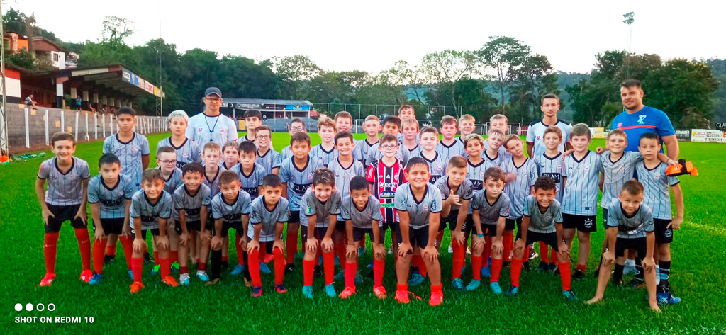 Azuriz Futebol Clube realiza trabalhos de captação de talentos no Esporte Clube Cometa