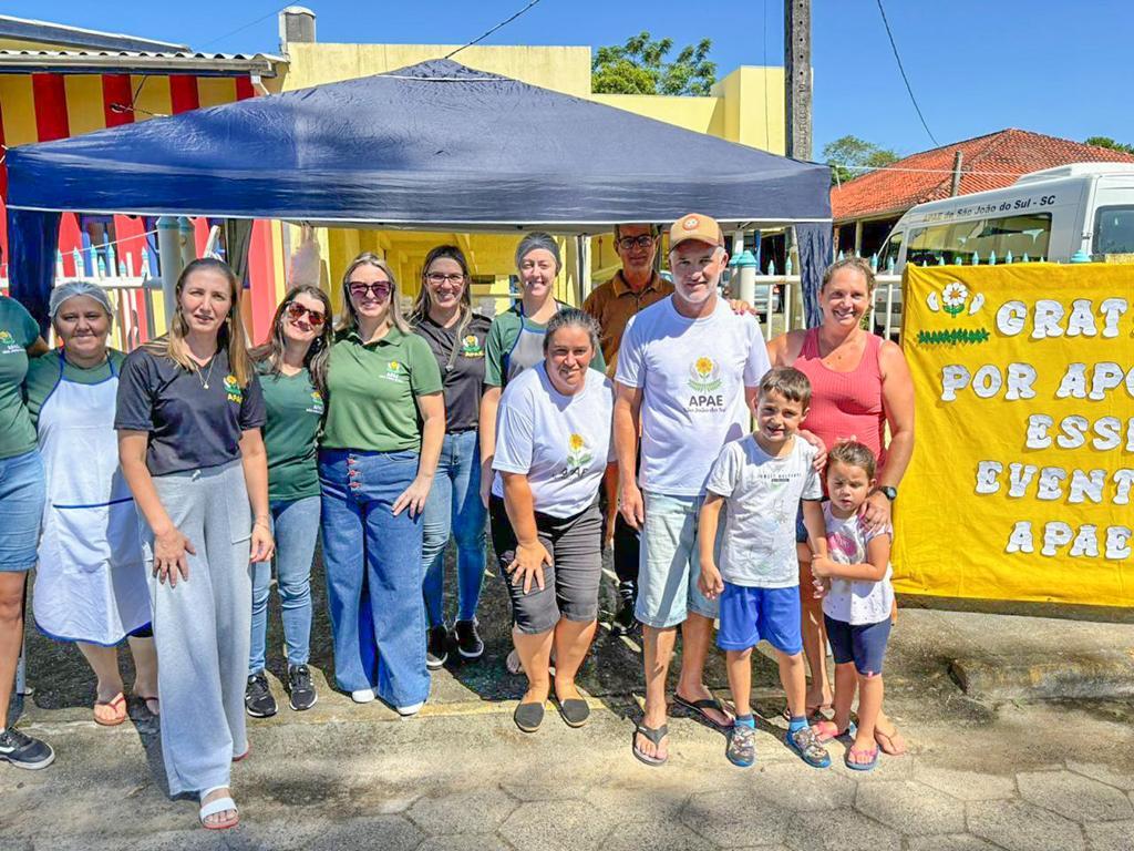 APAE DE SÃO JOÃO DO SUL PROMOVEU O III FRANGO SOLIDÁRIO  PARA ANGARIAR RECURSOS