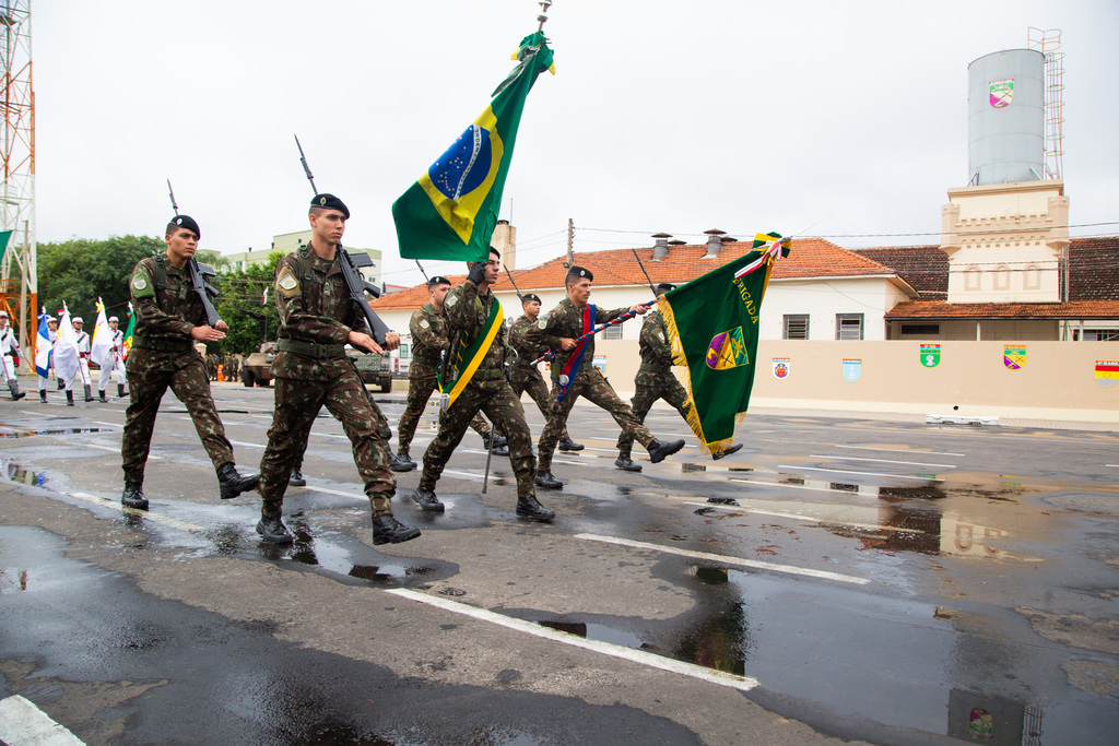 Solenidade e homenagens marcam os 75 anos da 6ª Brigada de Infantaria Blindada de Santa Maria