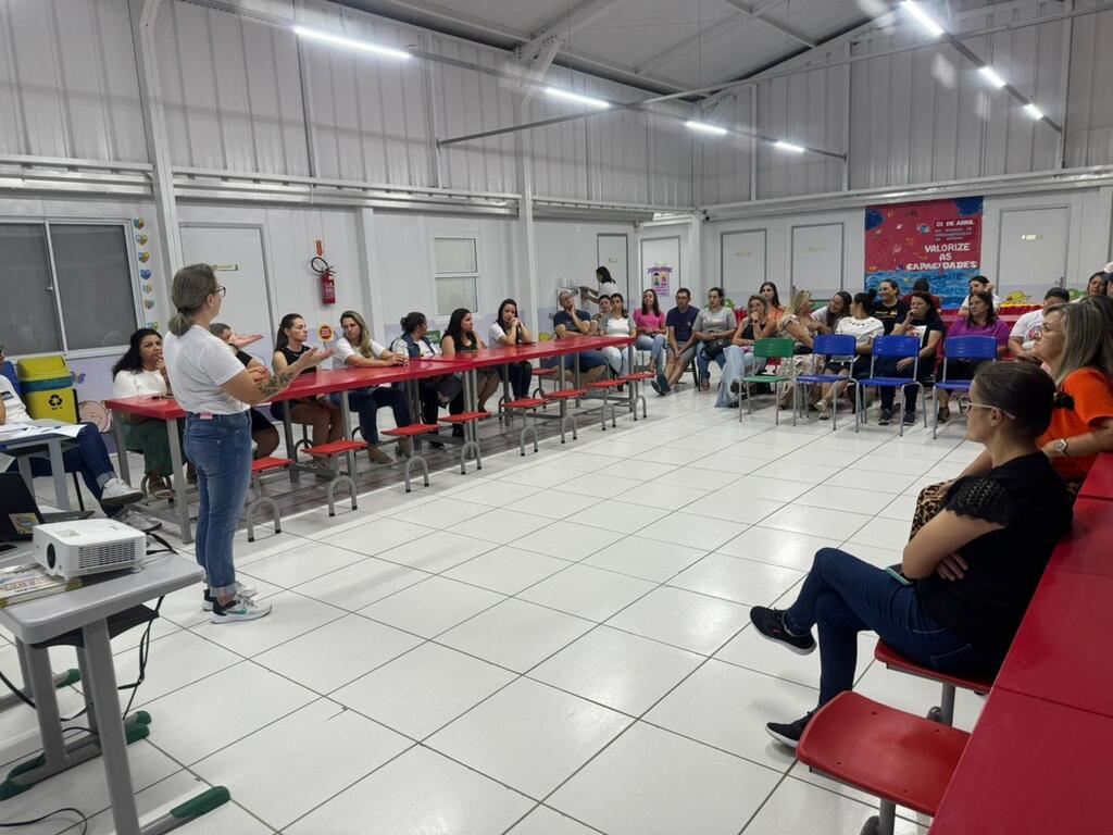 Autismo foi tema de evento realizado pela Secretaria Municipal de Educação em Otacílio Costa