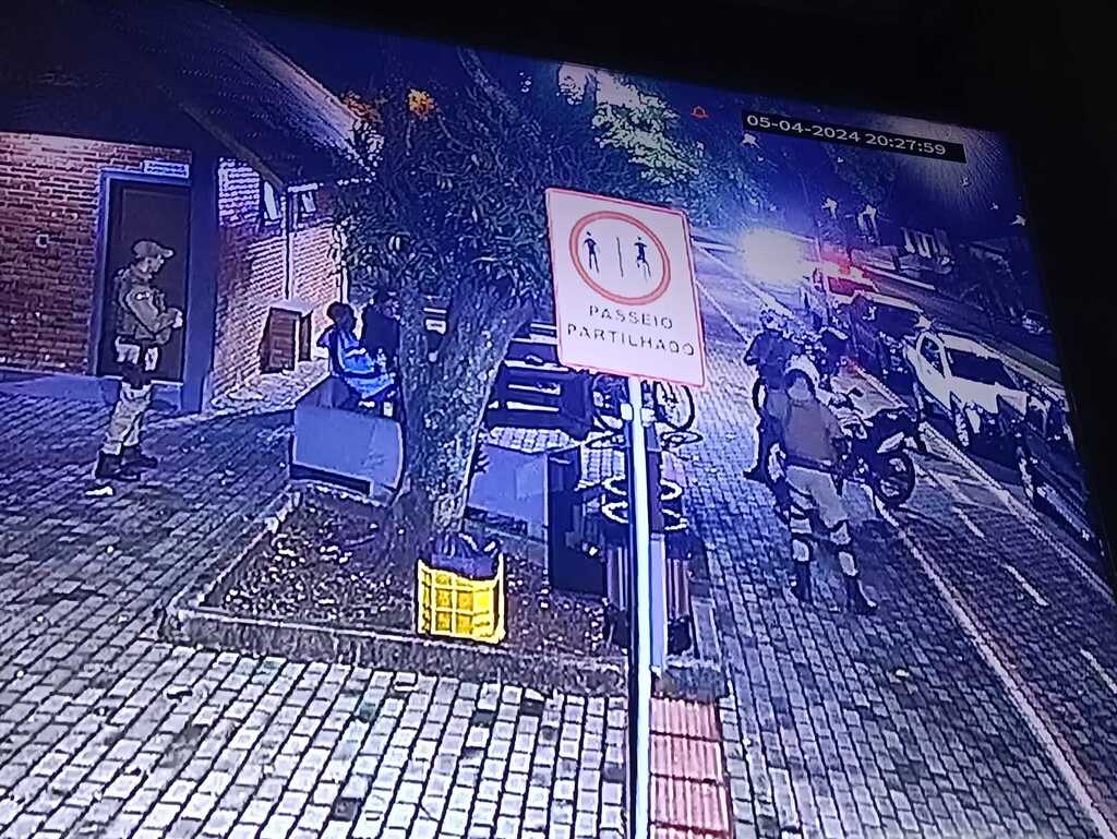 Polícia Militar faz operações e abordagens na Avenida