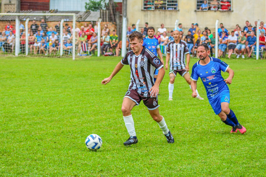 MUNICIPAL DE FUTEBOL DE MORRINHOS DO SUL  QUE COMEÇARIA NESTE SÁBADO (13) FOI ADIADO
