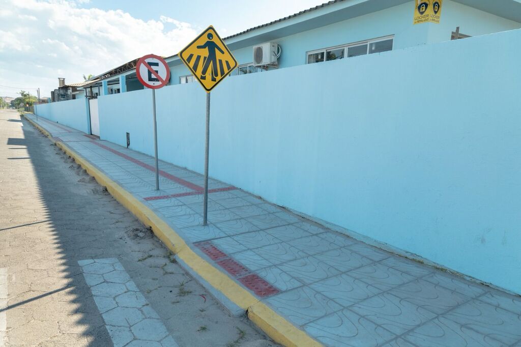 PREFEITURA DE PASSO DE TORRES ENTREGA REFORMA NA ESTRUTURAS DA ESCOLA MANOEL RODRIGUES DA SILVA
