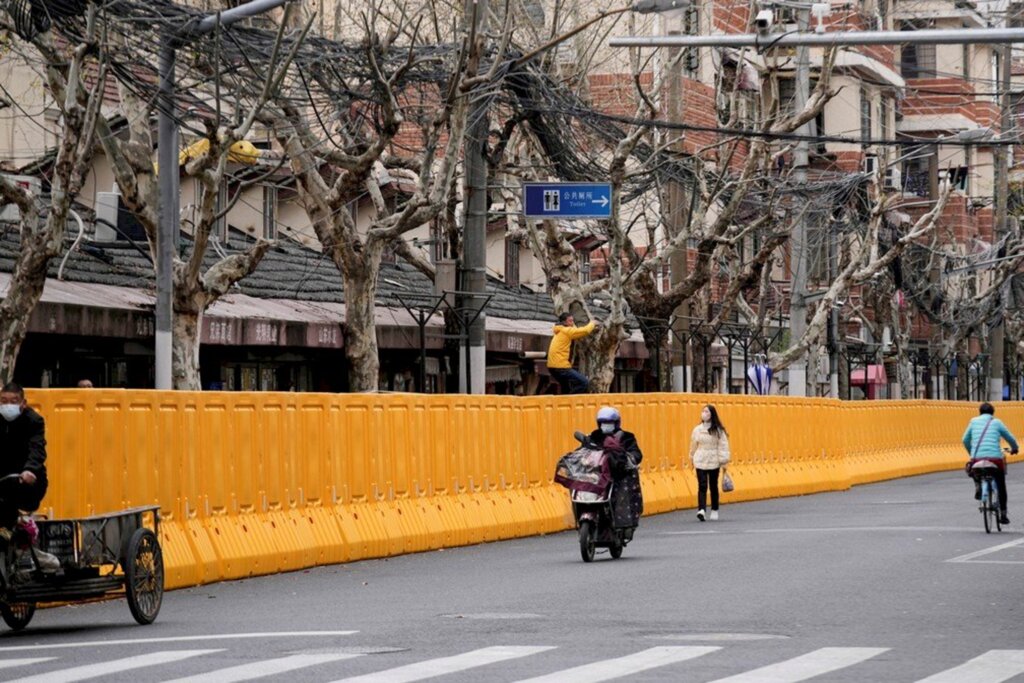 China confina cidade de 9 milhões de habitantes após novo surto de Covid