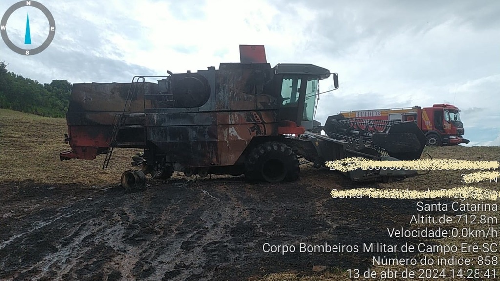 Incêndio em máquina agrícola é registrado em Campo Erê