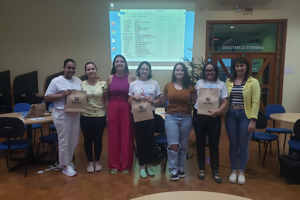 Palestra traz esclarecimentos sobre autismo para estudantes