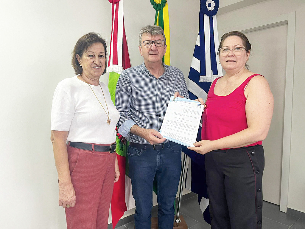 Prefeitura de Capinzal sanciona nova Lei sobre a carreira do Magistério Público