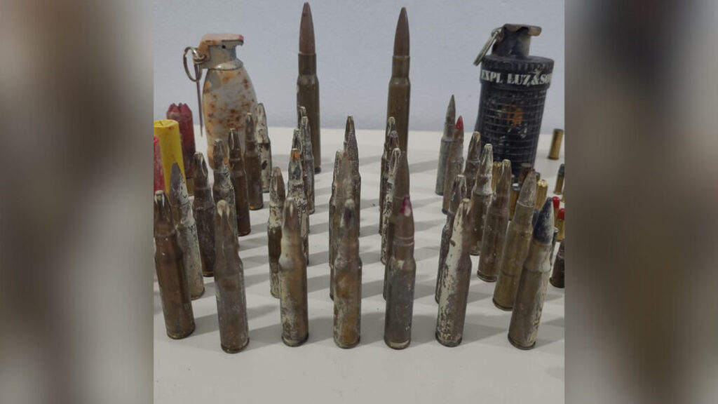 Material foi apreendido nesta terça-feira (16) (Foto: Polícia Civil, Divulgação) - 