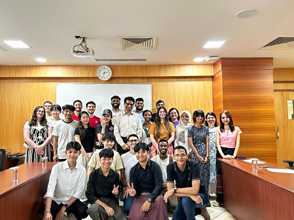 Estudantes de Engenharia de Computação relatam experiências vividas durante intercâmbio na Índia