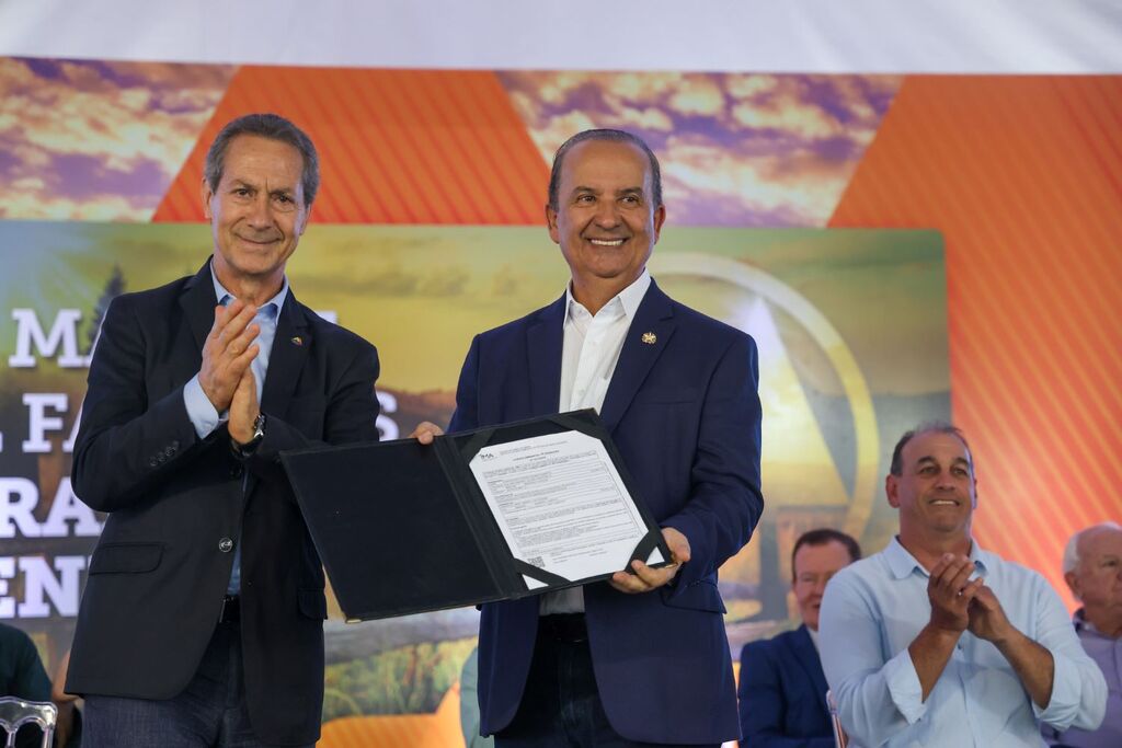 Nova fábrica da Aurora Alimentos é inaugurada em Chapecó com a presença do governador