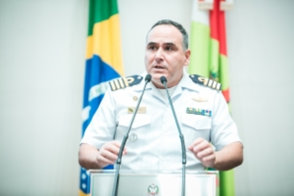 Marinha divulga projeto para construção de fragatas em Itajaí