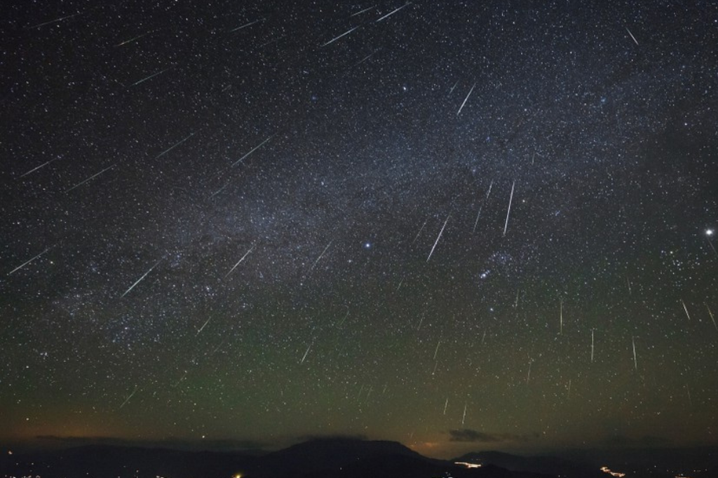 A chuva de meteoros Líridas poderá ser vista a olho nu em SC