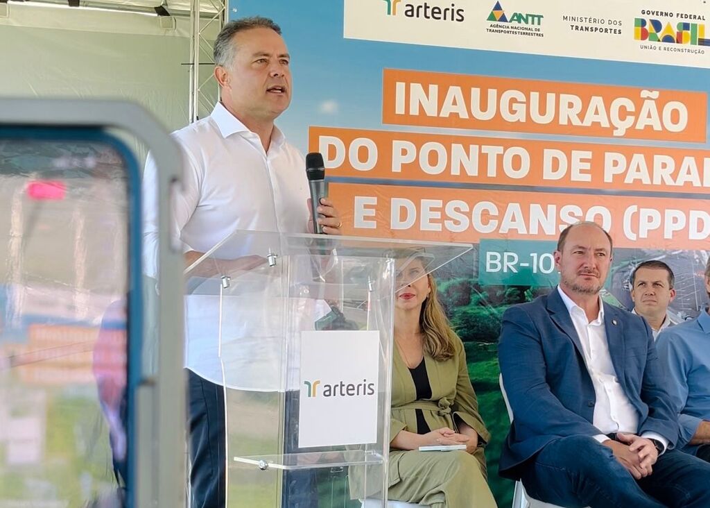 Ministro dos Transportes anuncia R$ 1 bilhão em obras nas rodovias catarinenses