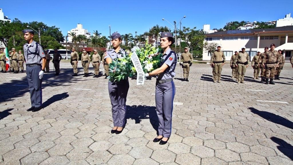 Tiradentes: dia do patrono das polícias militares e civis brasileiras é comemorado em Santa Catarina