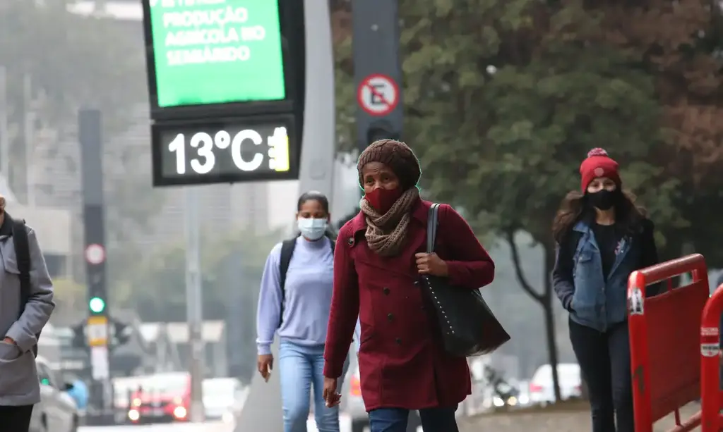 Tempo instável e mudanças bruscas marcam início de semana em Santa Catarina