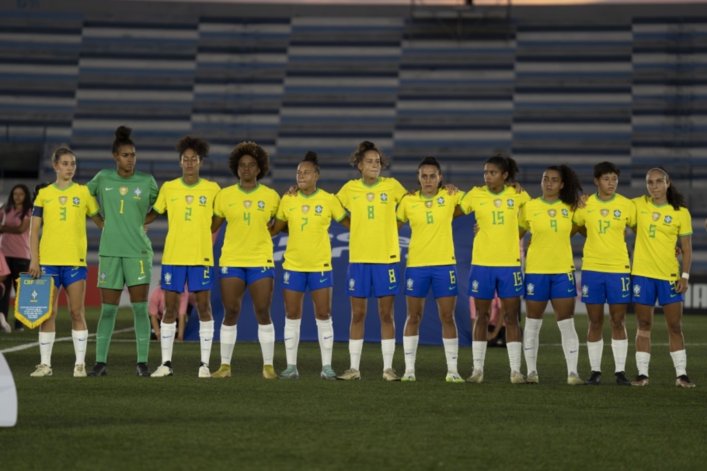 Brasil estreia no hexagonal final contra da Argentina