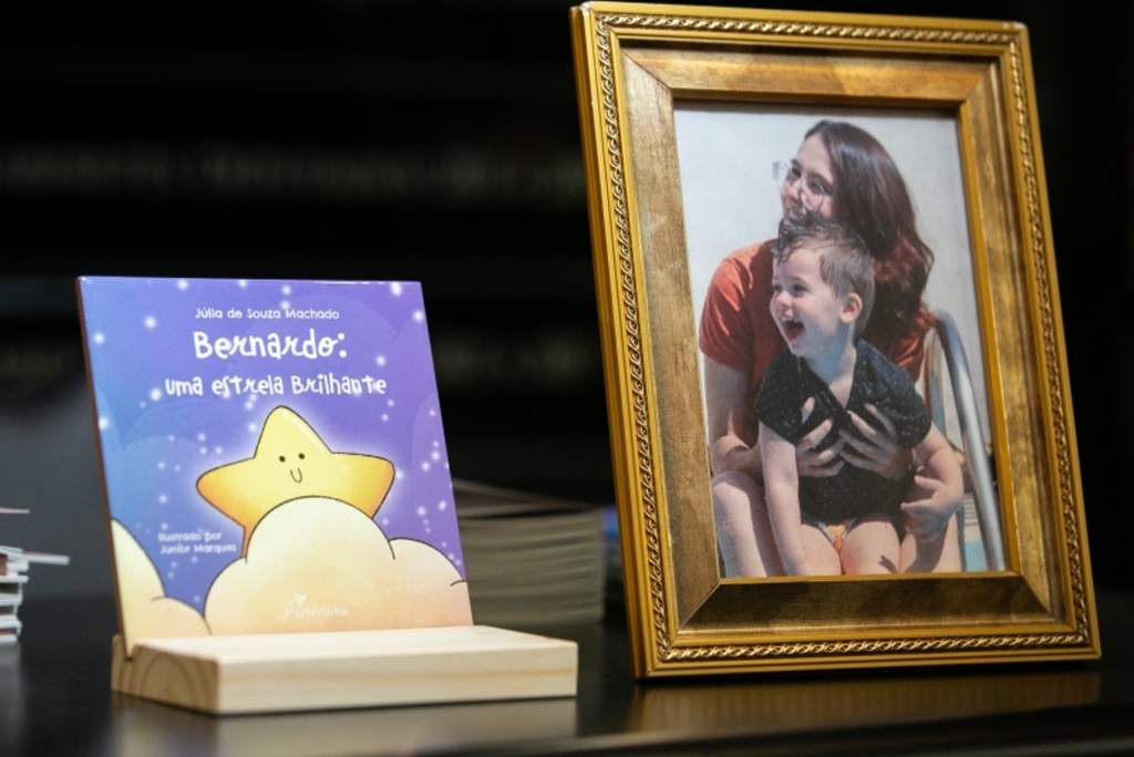 Tragédia em Blumenau é transformada no livro infantil “Bernardo: uma Estrela Brilhante”