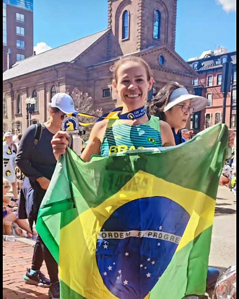 Servidora da comarca de Descanso se classifica entre as 23 melhores brasileiras na “Rainha das Maratonas”, nos EUA